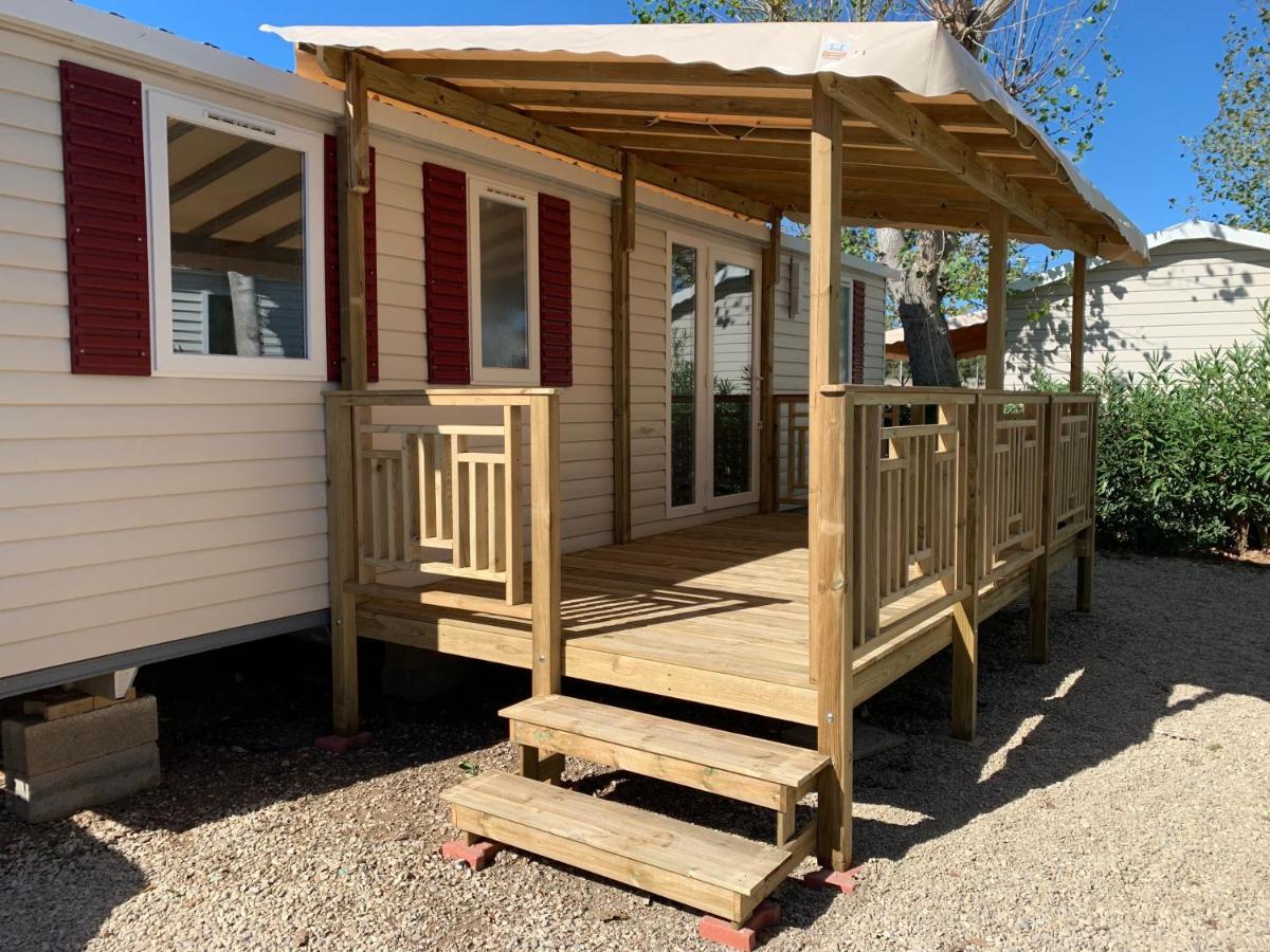 Mobilhome Vias Plage Dans Camping Exterior photo